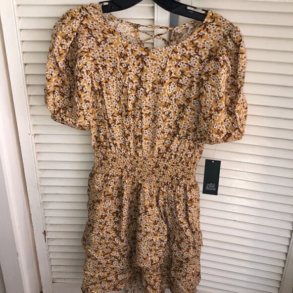 NWT Tiered Ruffle Boho Sun☀️Dress in Spring Floral Print. Tie Back Detail. - Picture 3 of 14